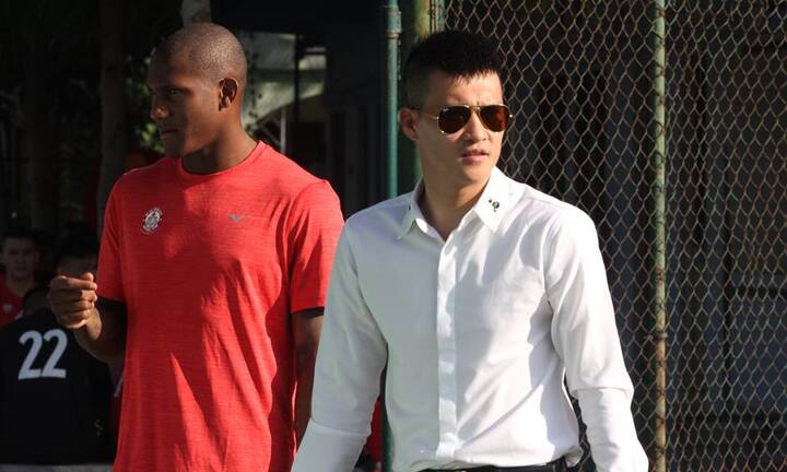 Tiền đạo Brazil vừa về dưới trướng Công Vinh lợi hại thế nào?