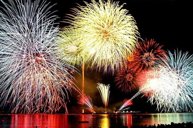 Hà Nội bắn pháo hoa nhiều điểm dịp Tết Nguyên đán Mậu Tuất 2018