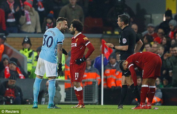 Video kết quả Liverpool 4-3 Man City: Hàng thủ tệ hại, Man City chia tay chuỗi bất bại