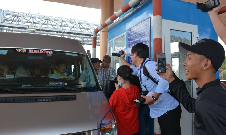 BOT Sóc Trăng soạn sẵn văn bản trả lời, tài xế giận dữ phản ứng