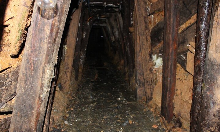 Dùng 200kg thuốc nổ đánh sập hầm khai thác thiếc trái phép ở Lâm Đồng