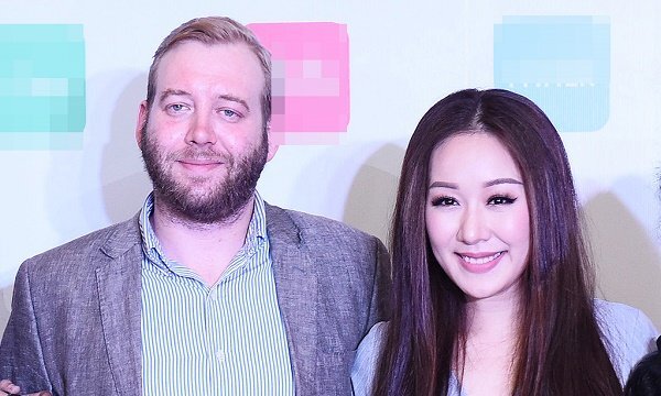 Ông xã ngoại quốc hỗ trợ Ngô Phương Lan gây quỹ từ thiện