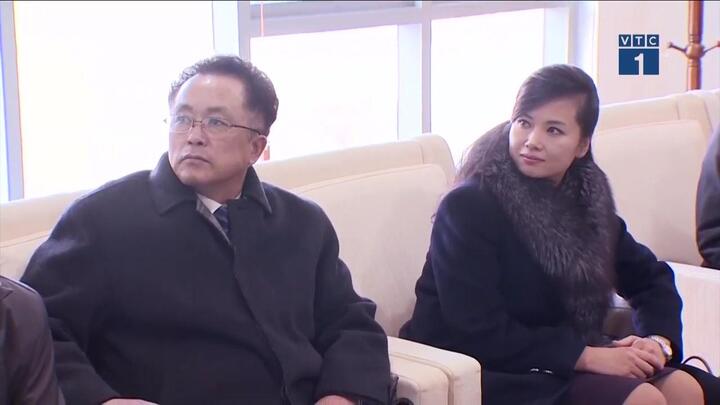 Người đẹp Triều Tiên dẫn đầu đoàn tiền trạm sang Hàn Quốc