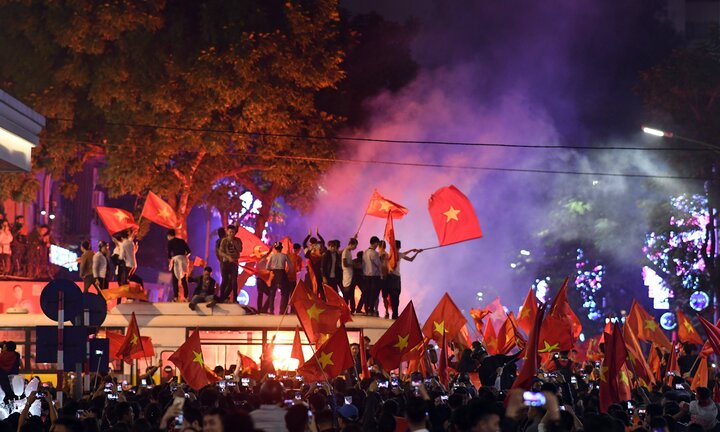 Phó Thủ tướng yêu cầu ngăn chặn đua xe, quá khích khi cổ vũ U23 Việt Nam