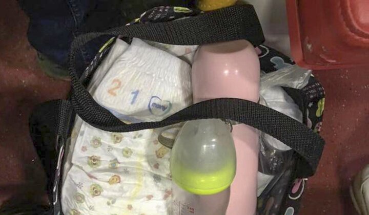 Mắc bệnh động kinh, bé gái 6 tháng tuổi bị bố mẹ bỏ rơi trong đêm