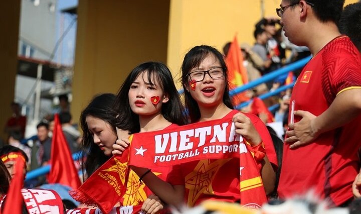 Giả mạo Bộ GD-ĐT cho học sinh cả nước nghỉ học xem U23 VN đá chung kết