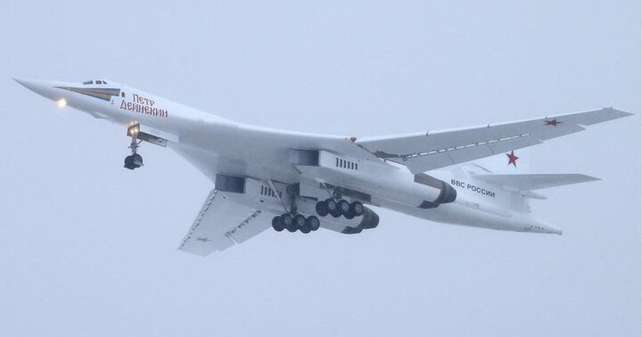 Máy bay ném bom chiến lược Nga vừa trình làng mạnh cỡ nào?