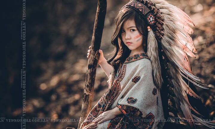 Ngẩn ngơ trước 'thổ dân nhí' xinh đẹp trong bộ ảnh hút triệu like