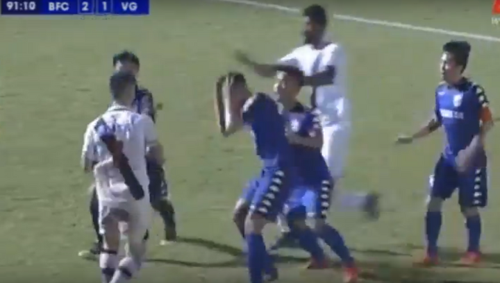 B.Bình Dương tạo hình ảnh xấu xí giữa những ngày đẹp như mơ của U23 Việt Nam