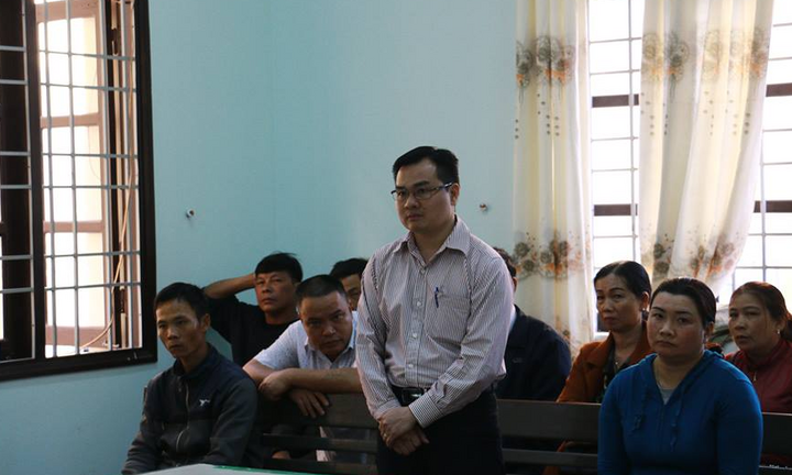 Nguyên Phó Viện trưởng VKSND huyện nhận hối lộ lĩnh án