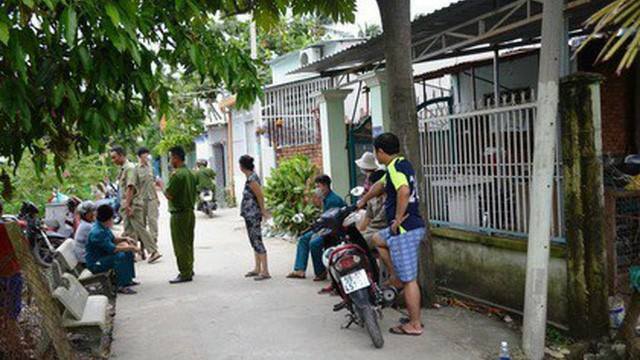 Người đàn ông chết tại bàn làm việc, bên trong ngôi nhà khóa trái