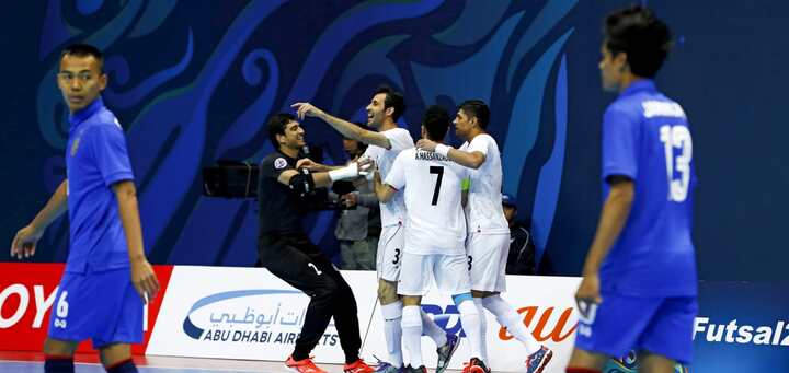 Thái Lan thua sốc tới 1-9 ở tứ kết Futsal châu Á