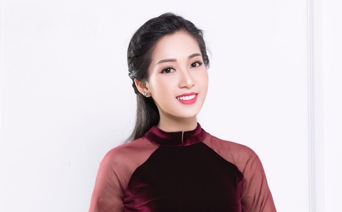 Hellen Thủy: ‘Thầy Đàm Vĩnh Hưng không muốn tôi đọc thông tin về mình trên mạng’