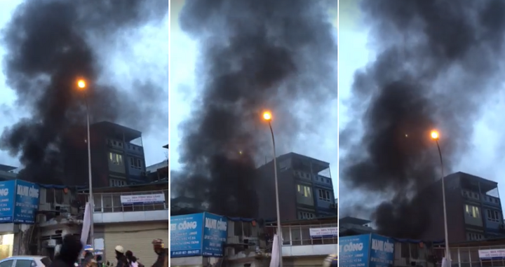 Video: Cháy nhà giữa phố Hà Nội, khói đen cuồn cuộn ngút trời