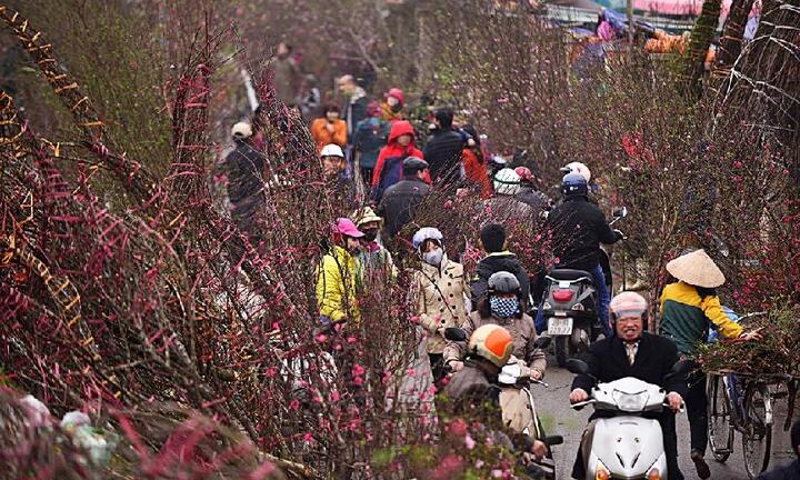 Dự báo thời tiết ngày 10/2: Dân miền Bắc xuống đường sắm Tết cần biết thông tin này