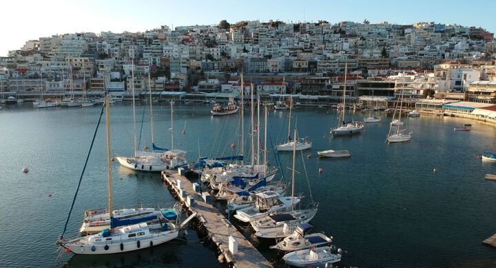 17 quan chức Thổ Nhĩ Kỳ trốn sang Hy Lạp bằng thuyền cao su