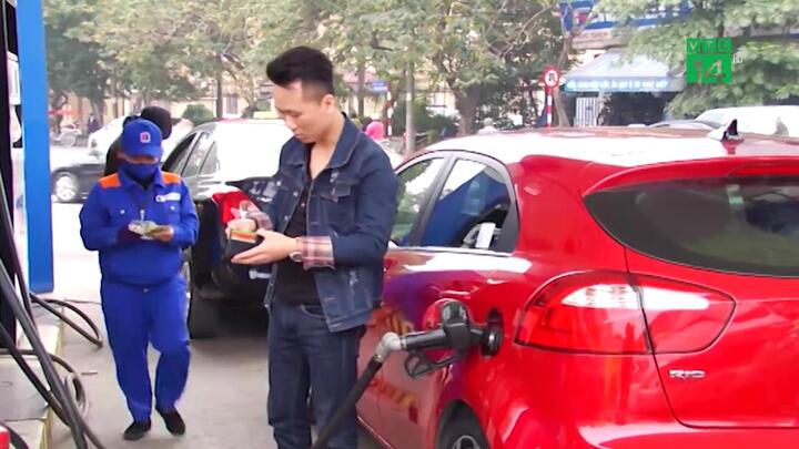 Bộ Tài chính lý giải đề xuất tăng thuế xăng lên 4.000 đồng/lít