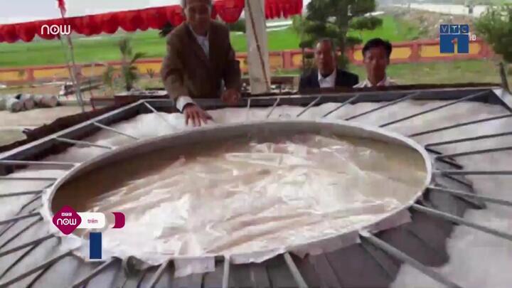 Thanh Hóa: Bánh dày kỷ lục hơn 3 tấn dâng giỗ tổ Hùng Vương