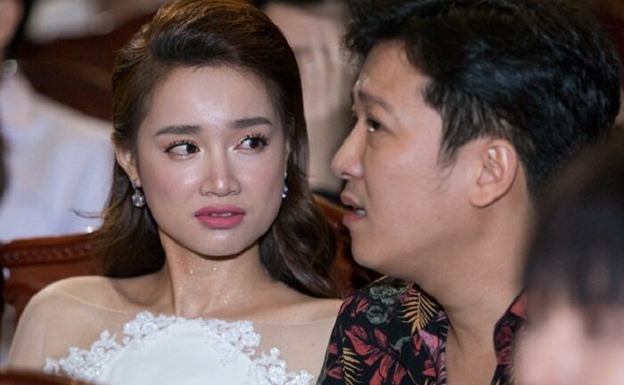 Những hành động khó hiểu của Trường Giang - Nhã Phương sau màn cầu hôn ồn ào