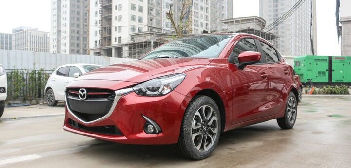 Sau Tết, giá ô tô Mazda tăng 40 triệu đồng, KIA tăng nhẹ 20 triệu đồng