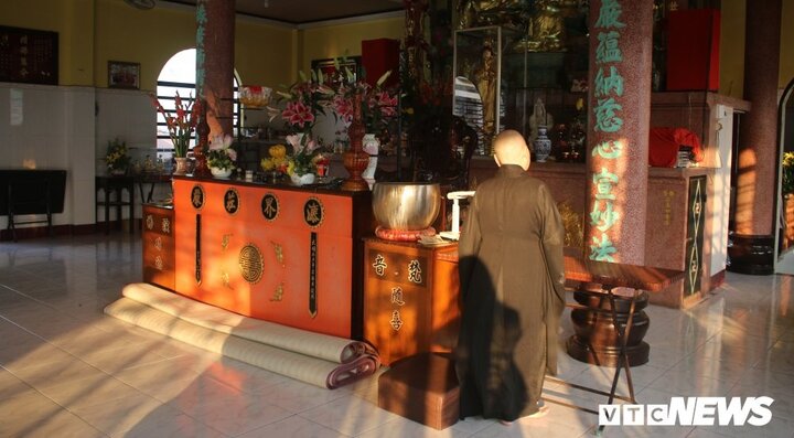 Ngôi chùa hơn 20 năm không đốt vàng mã, tiết kiệm hàng tỷ đồng giúp người nghèo