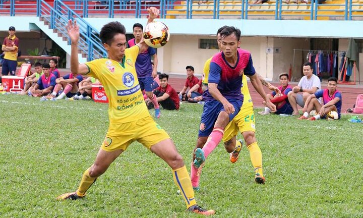 Cựu cầu thủ HAGL bị sa thải hụt ghi bàn cho đội bóng bầu Đại