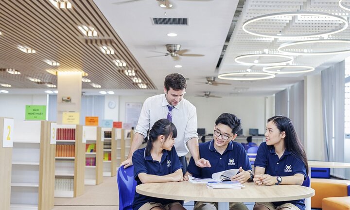 Vinschool công bố Chương trình học bổng toàn phần IGCSE - Cambridge