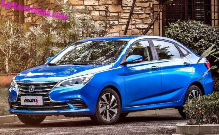 Cận cảnh mẫu ô tô Trung Quốc giá siêu rẻ, chỉ 175 triệu đồng