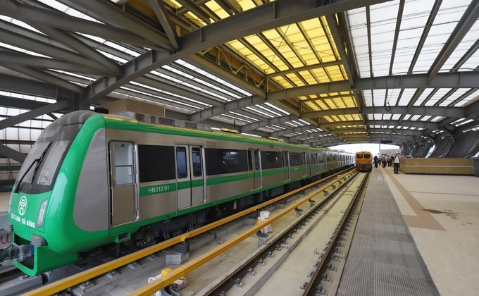 Video: Trải nghiệm chạy thử 13 km tuyến đường sắt Cát Linh - Hà Đông