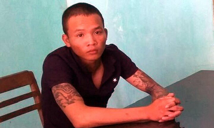 Bắt 2 thanh niên ép thương lái mua dưa hấu đóng tiền 'bảo kê'