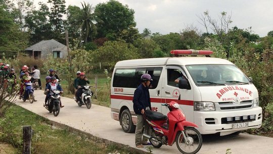 Giăng lưới tìm thi thể 3 học sinh bị mất tích khi tắm sông ở Gia Lai