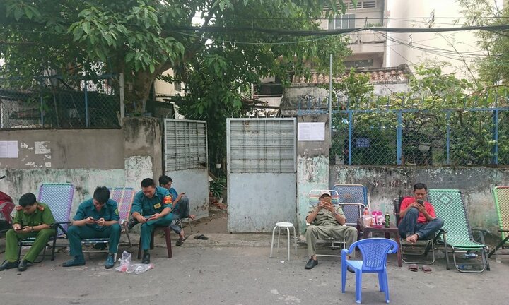 Nhà đang tranh chấp, phó chủ tịch quận vẫn cho đương sự vào ở