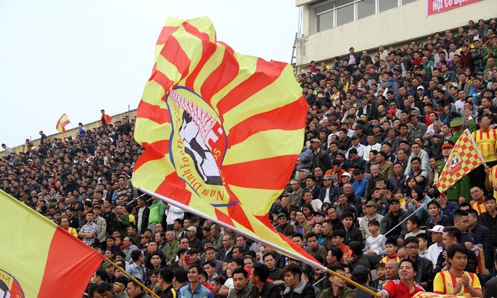 Sân Thiên Trường thiết lập kỷ lục thập kỷ ở V-League