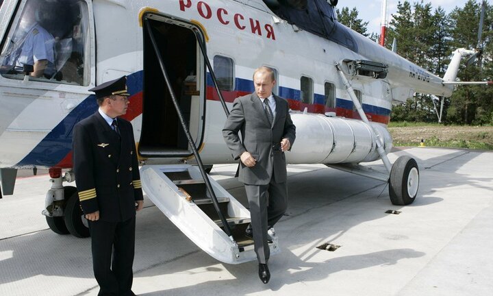 Trực thăng bị bắn, Tổng thống Putin tưởng pháo hoa