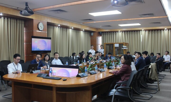 Sinh viên trổ tài marketing giành 100 triệu đồng