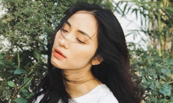 Giữa ồn ào mượn tình cảm để PR, Hòa Minzy chia sẻ đầy tâm trạng