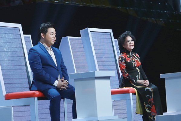 Danh ca Giao Linh tranh cãi với Quang Lê trên sóng truyền hình