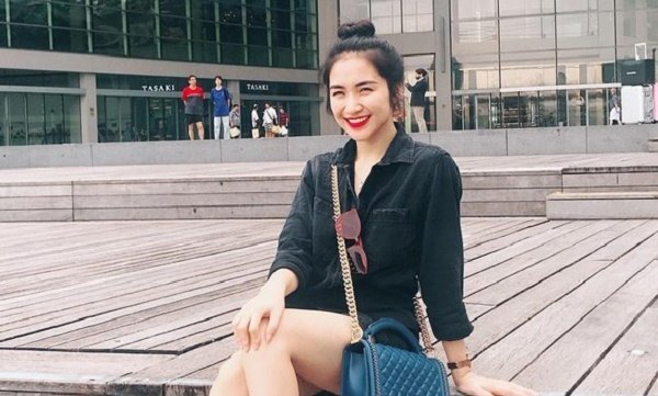 'Bóc giá' loạt đồ hiệu của Hòa Minzy