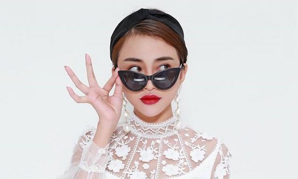 Thiên Nga The Face: Không lo bị 'ném đá' nếu không tuyên bố 'hãy gọi tôi là ca sĩ'