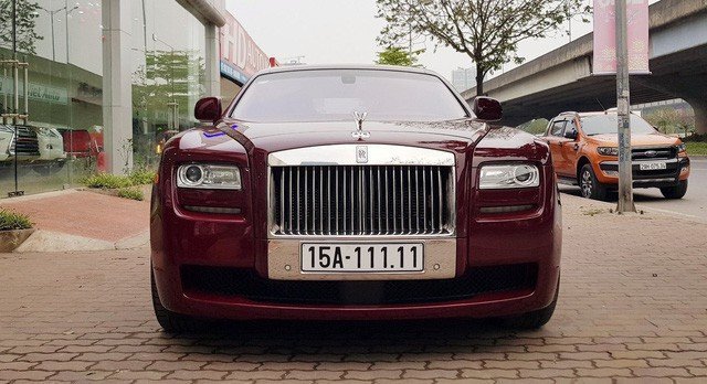Mẫu Roll-Royce Ghost biển ngũ quý 1, giá 11,5 tỷ đồng của đại gia Hải Phòng có gì đặc biệt?