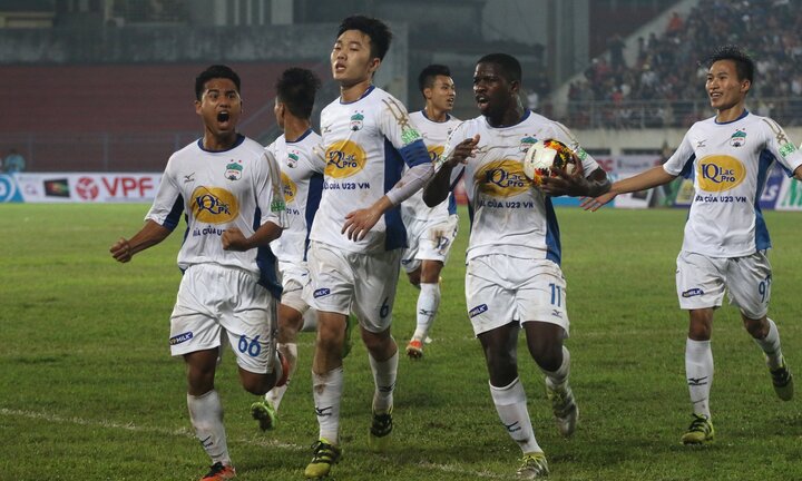 Video: Siêu phẩm của Xuân Trường đẹp nhất vòng 2 V-League