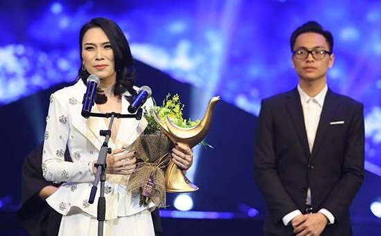 Mỹ Tâm, Dương Cầm và Ngọt làm nên ba 'cú đúp' ở giải Cống hiến 2018