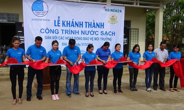 Heineken Việt Nam tiếp tục hỗ trợ thêm hai công trình nước sạch cho cộng đồng tại Kon Tum và Cần Thơ