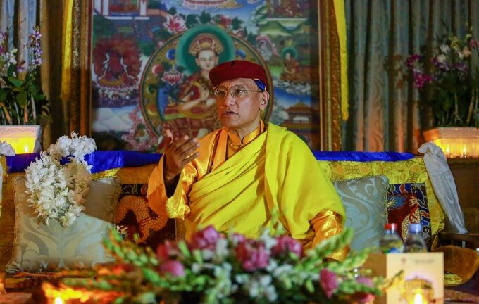 Đức Pháp vương Drukpa hưởng ứng 'Giờ Trái đất'
