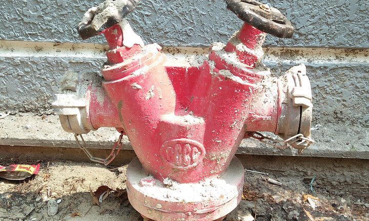 TP.HCM lắp thêm trụ nước chữa cháy sau thảm họa Carina