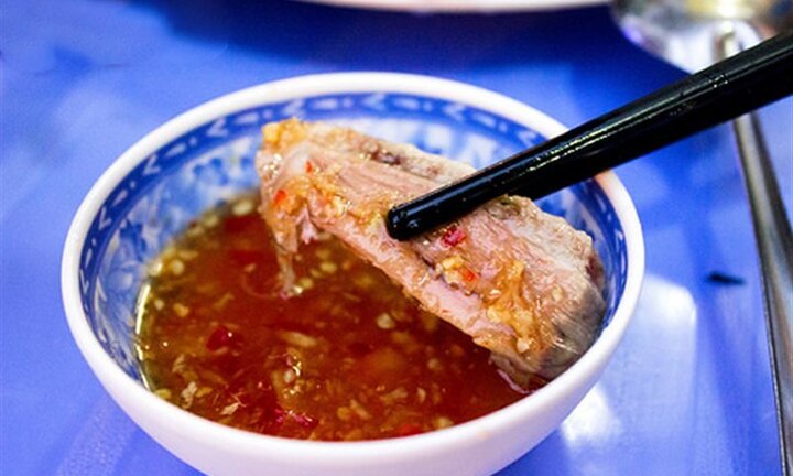 Người Việt ăn mặn dễ chết sớm