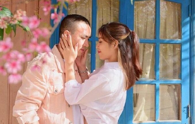 MC 'Chúng tôi là chiến sĩ': 10 năm trước dự đám cưới của nhau, giờ gọi nhau là vợ chồng