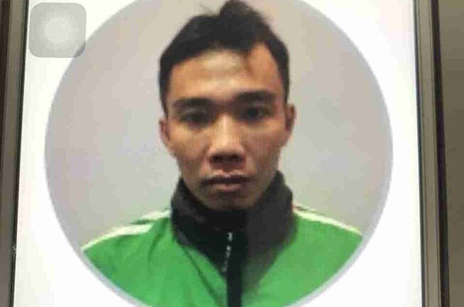 Bị công an truy bắt, tài xế Grab cướp iPhone nhờ mẹ đem trả