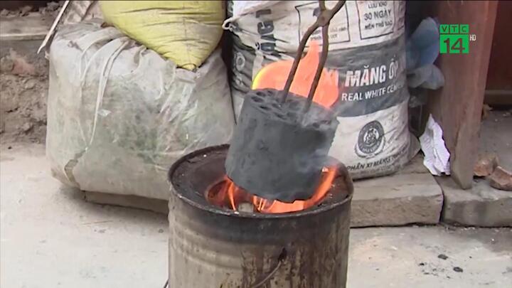 Hà Nội hứng gần 2.000 tấn khí CO2 từ bếp than tổ ong mỗi ngày