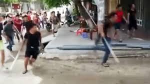 Mâu thuẫn trên facebook, 3 thiếu niên bị chém trọng thương